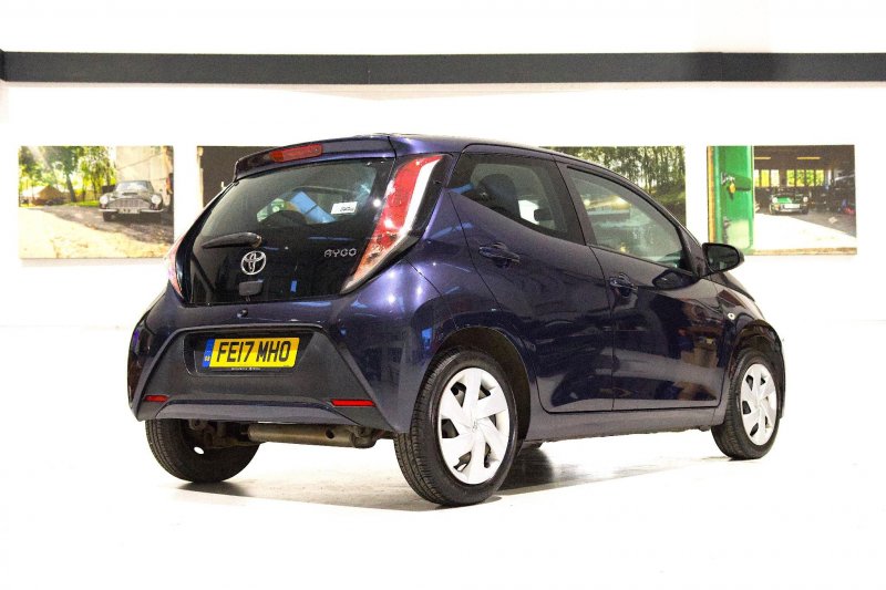 TOYOTA AYGO