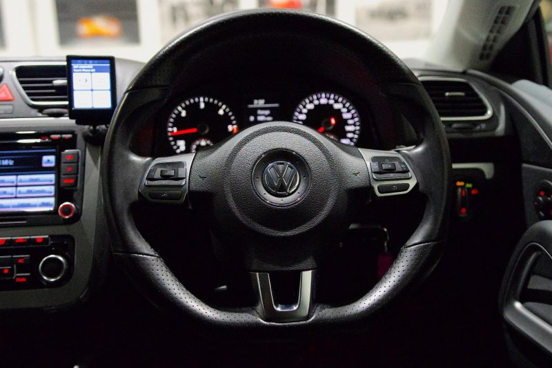 VOLKSWAGEN SCIROCCO