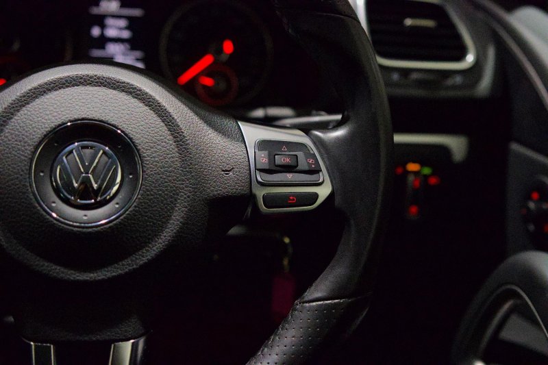 VOLKSWAGEN SCIROCCO