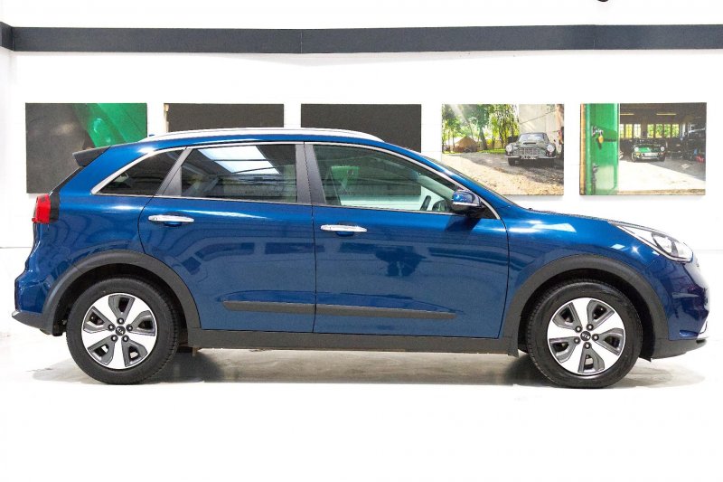 KIA NIRO