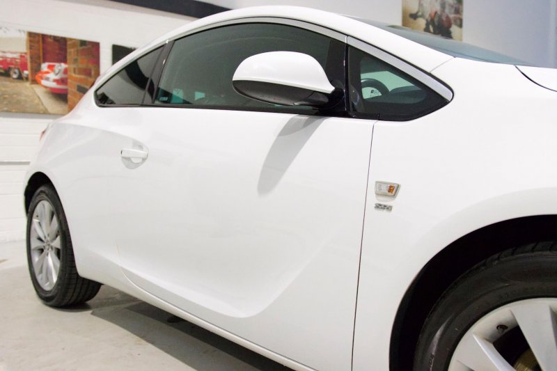 VAUXHALL ASTRA GTC