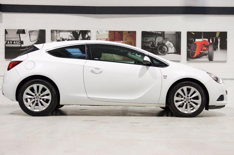 VAUXHALL ASTRA GTC