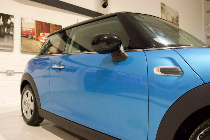 MINI HATCH