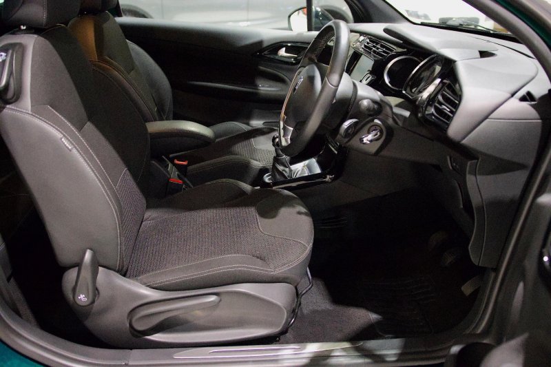 DS AUTOMOBILES DS 3