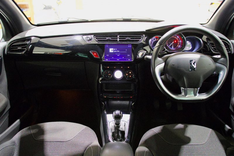DS AUTOMOBILES DS 3
