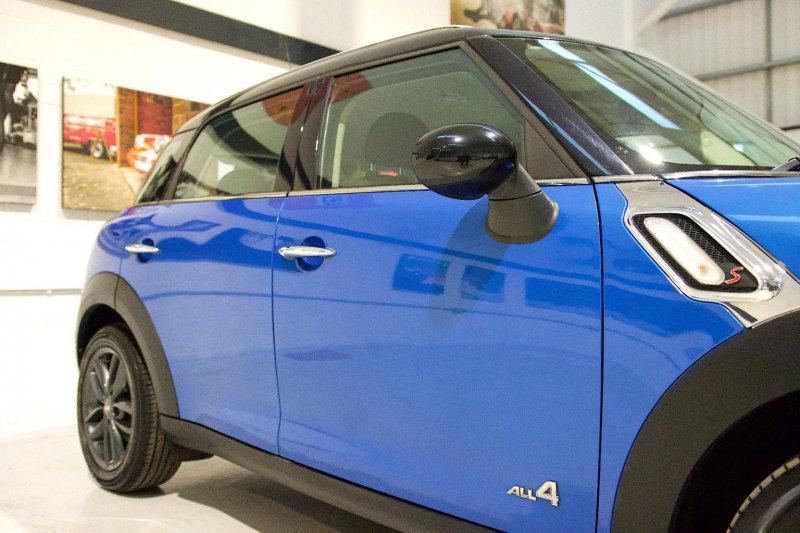 MINI COUNTRYMAN