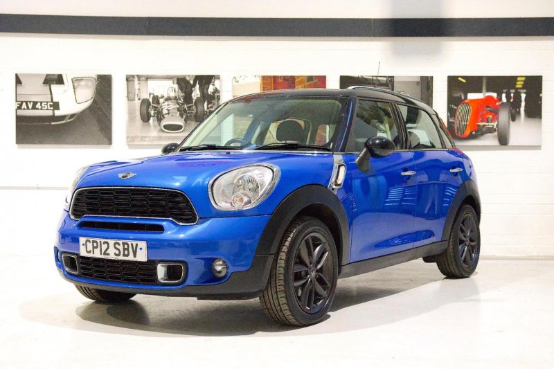MINI COUNTRYMAN