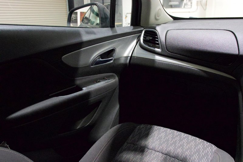VAUXHALL MOKKA