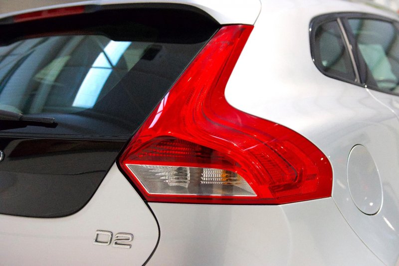 VOLVO V40 CROSS COUNTRY