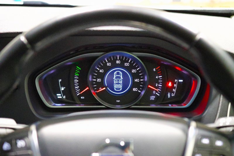 VOLVO V40 CROSS COUNTRY