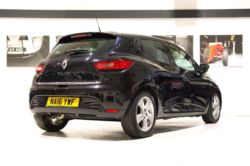 RENAULT CLIO