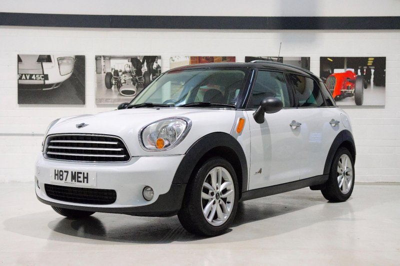 MINI COUNTRYMAN