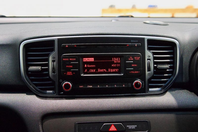 KIA SPORTAGE