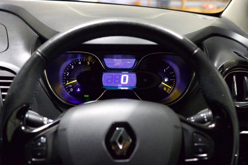 RENAULT CAPTUR