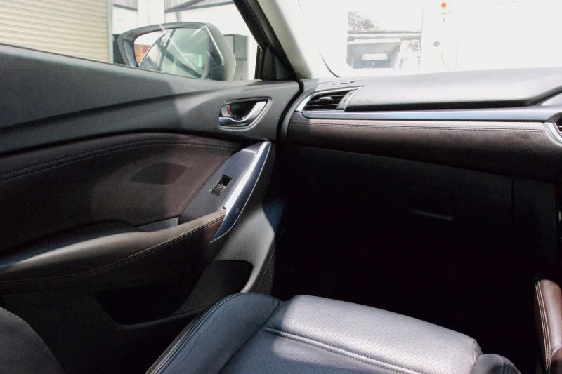 MAZDA MAZDA6