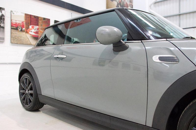 MINI HATCH