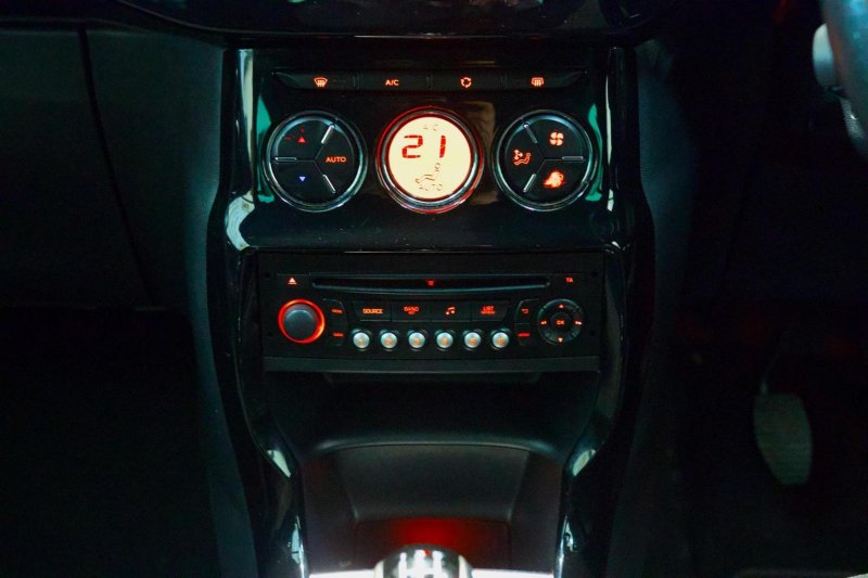 CITROEN DS3