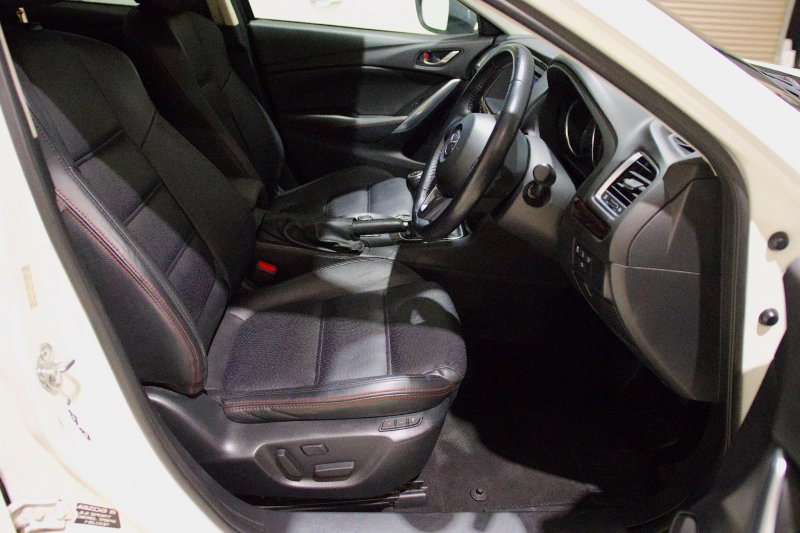MAZDA MAZDA6