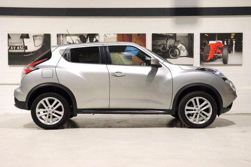 NISSAN JUKE