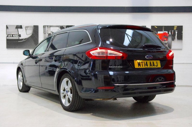 FORD MONDEO