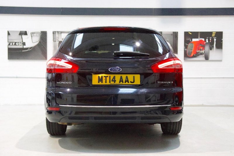 FORD MONDEO