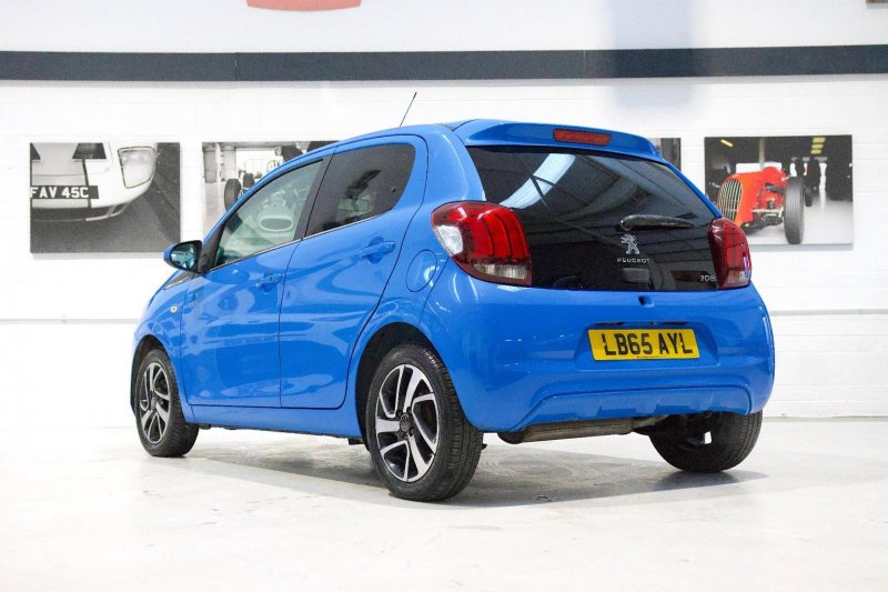 PEUGEOT 108