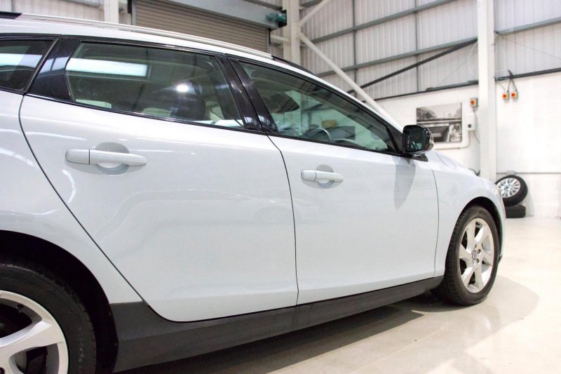 VOLVO V40 CROSS COUNTRY