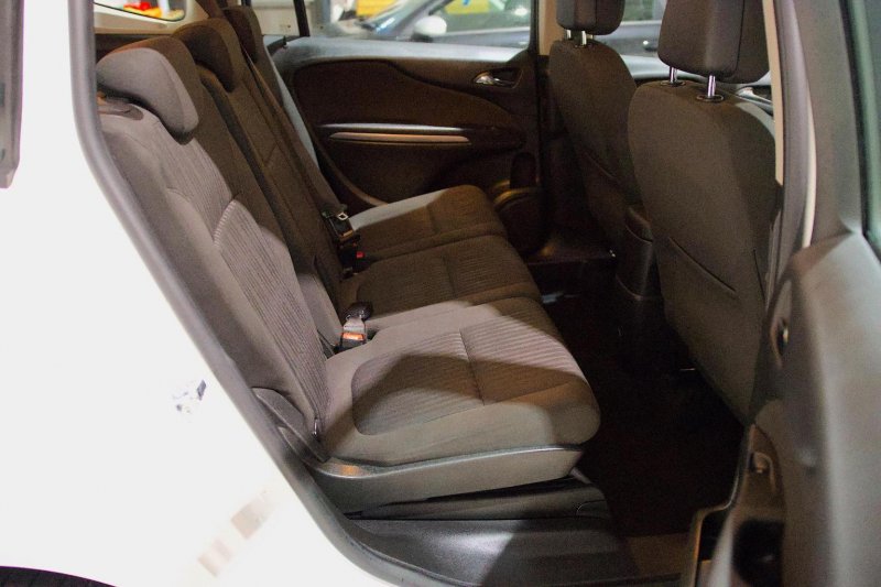 VAUXHALL ZAFIRA TOURER