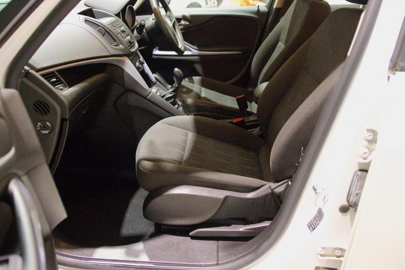 VAUXHALL ZAFIRA TOURER