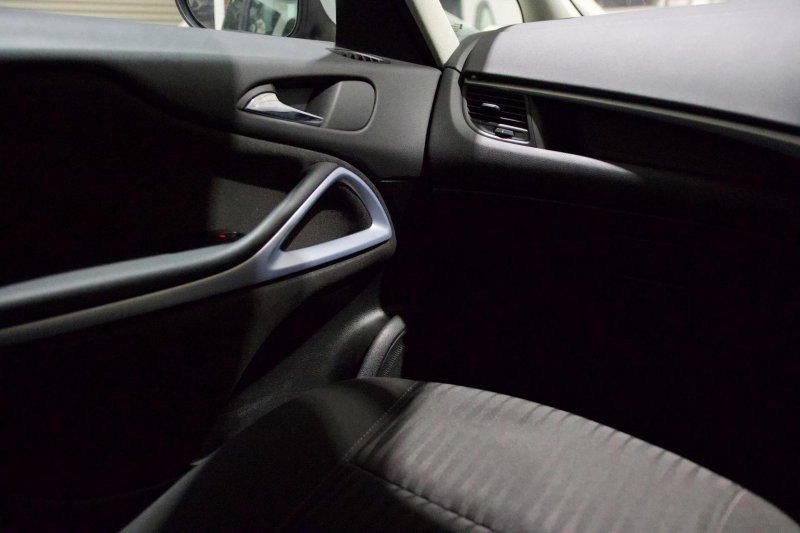 VAUXHALL ZAFIRA TOURER