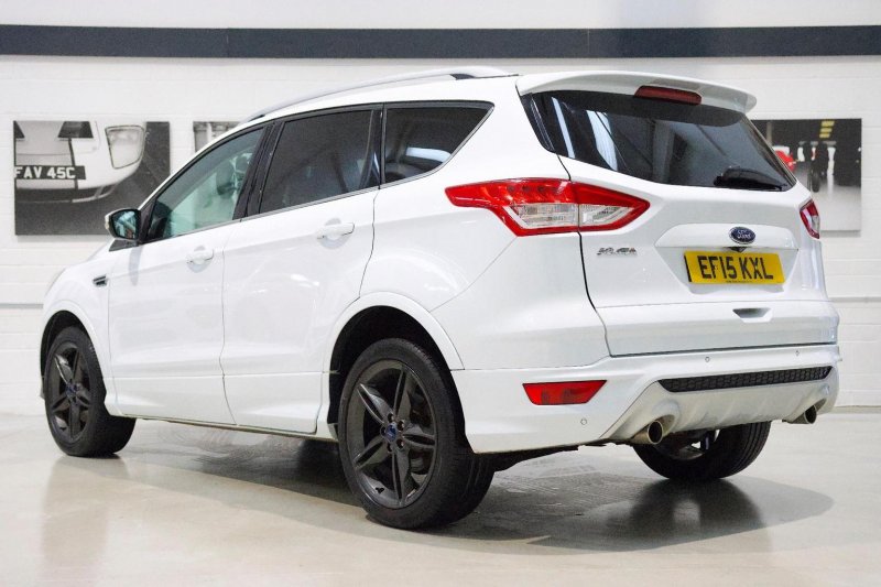 FORD KUGA