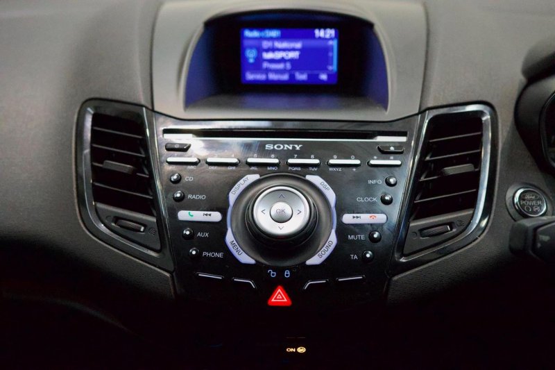 FORD FIESTA