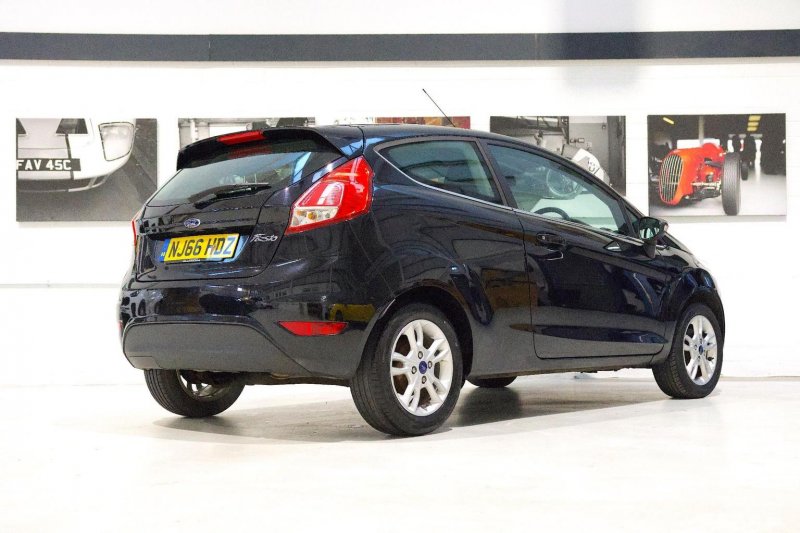 FORD FIESTA