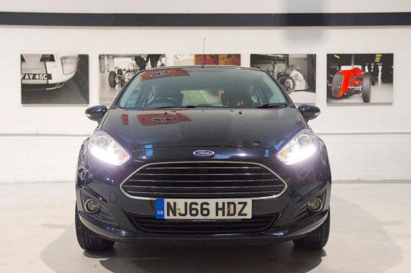 FORD FIESTA