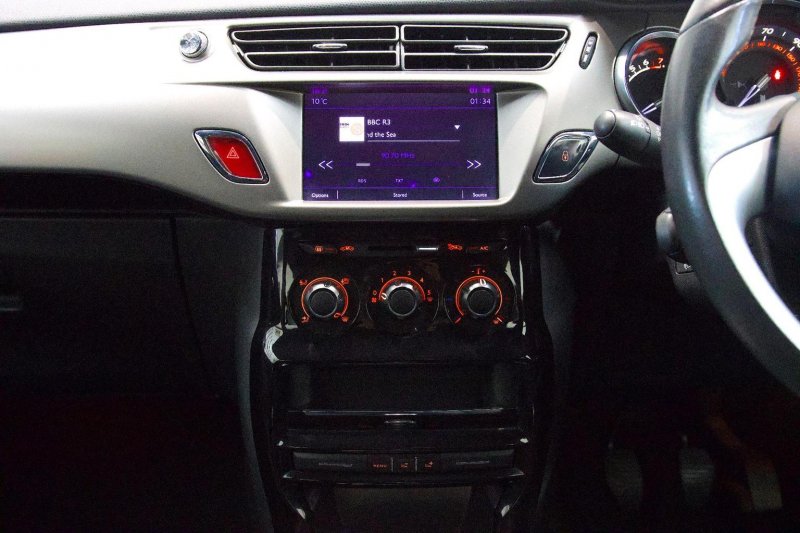 DS AUTOMOBILES DS 3